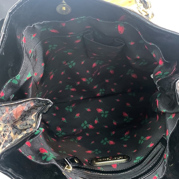 BETSEY JOHNSON gorgeous sequins purse great condition❤️ - Picture 10 of 11